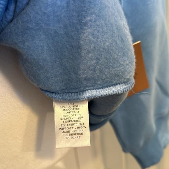 Bailey Rose Medium Embroidered‎ “Malibu Athletics” Blue Crewneck Pullover - Picture 12 of 13